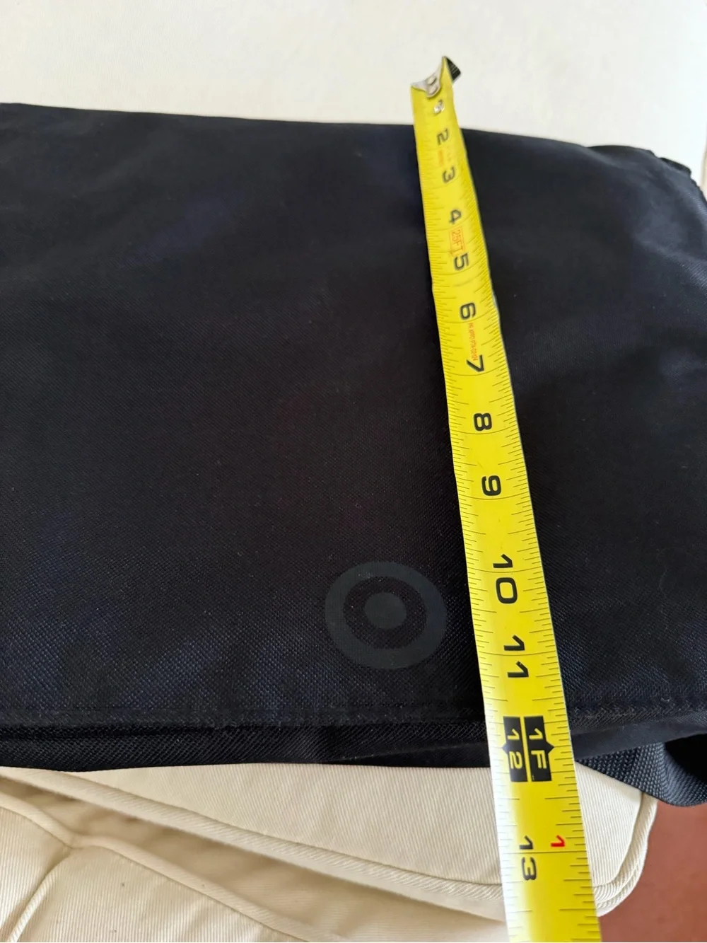 Target compact black